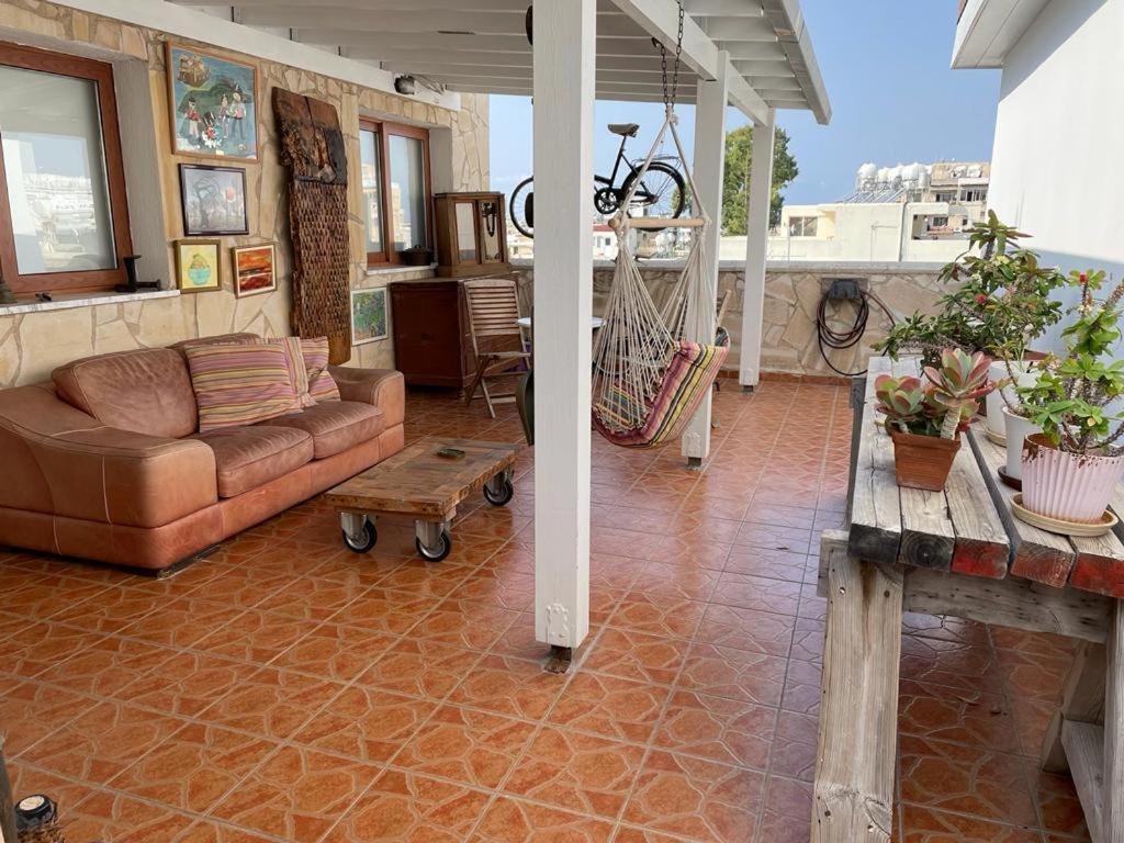 Mp Cozy Apartment Near The Sea Paphos Extérieur photo