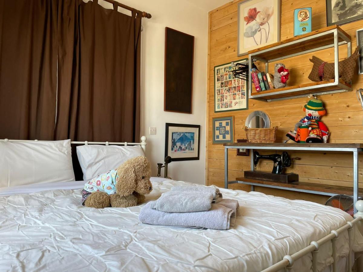 Mp Cozy Apartment Near The Sea Paphos Extérieur photo