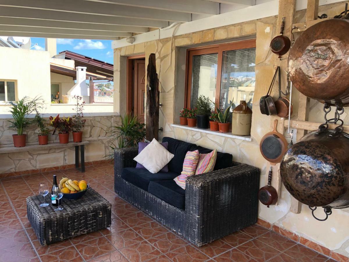 Mp Cozy Apartment Near The Sea Paphos Extérieur photo