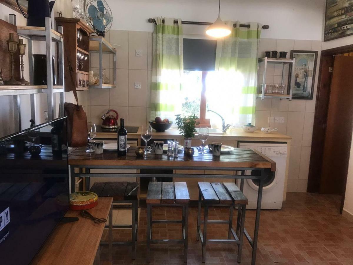 Mp Cozy Apartment Near The Sea Paphos Extérieur photo